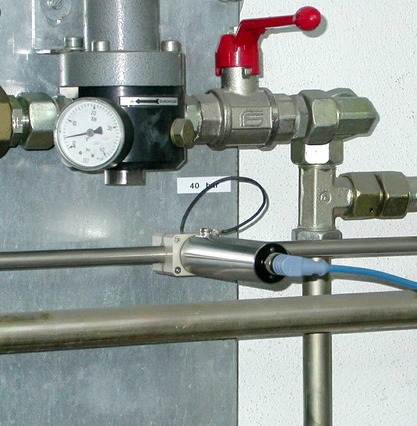 SONOCONTROL 15 - ultrasone niveau schakelaar | U-F-M b.v.